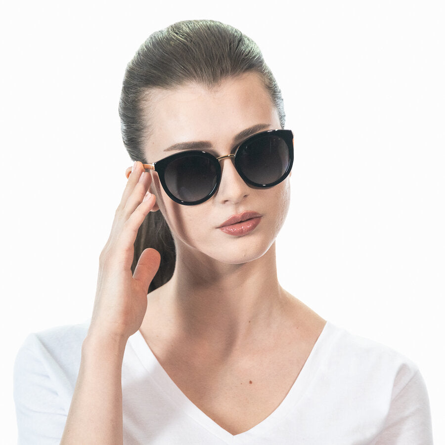 Солнцезащитные очки для женщин Dolce & Gabbana DG4268 501/8G