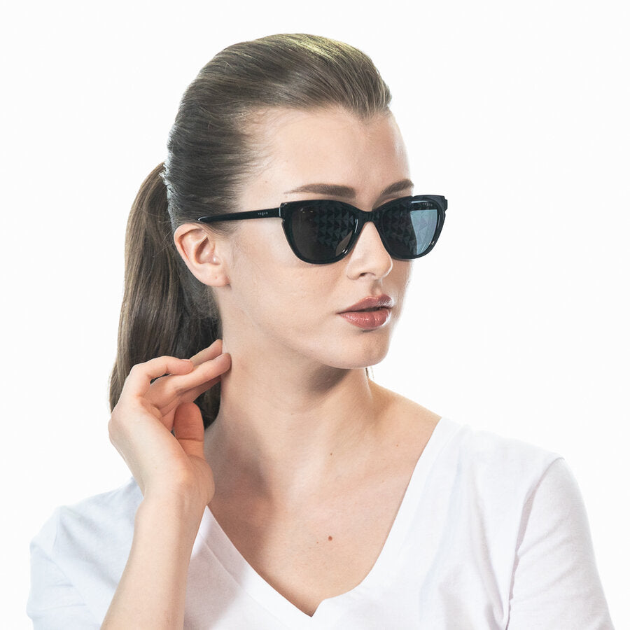 Солнцезащитные очки для женщин Vogue VO5293S W44/87